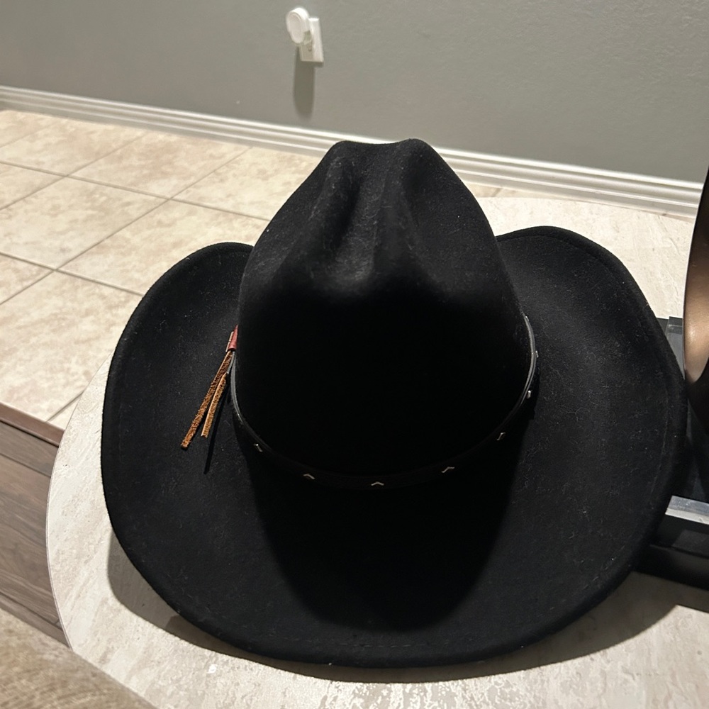 Black Western Cowboy Hat - Men's Stylish Felt Hat
